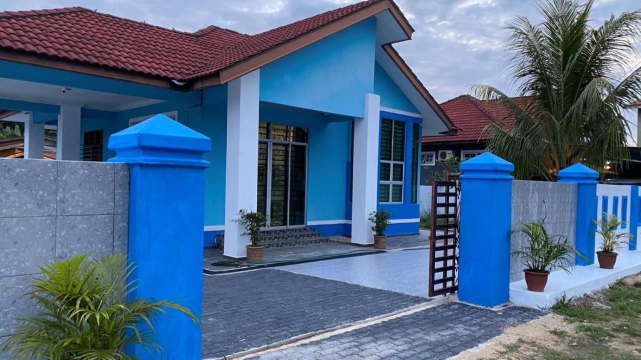 Seri Idaman Guest House Pasir Mas Exterior photo